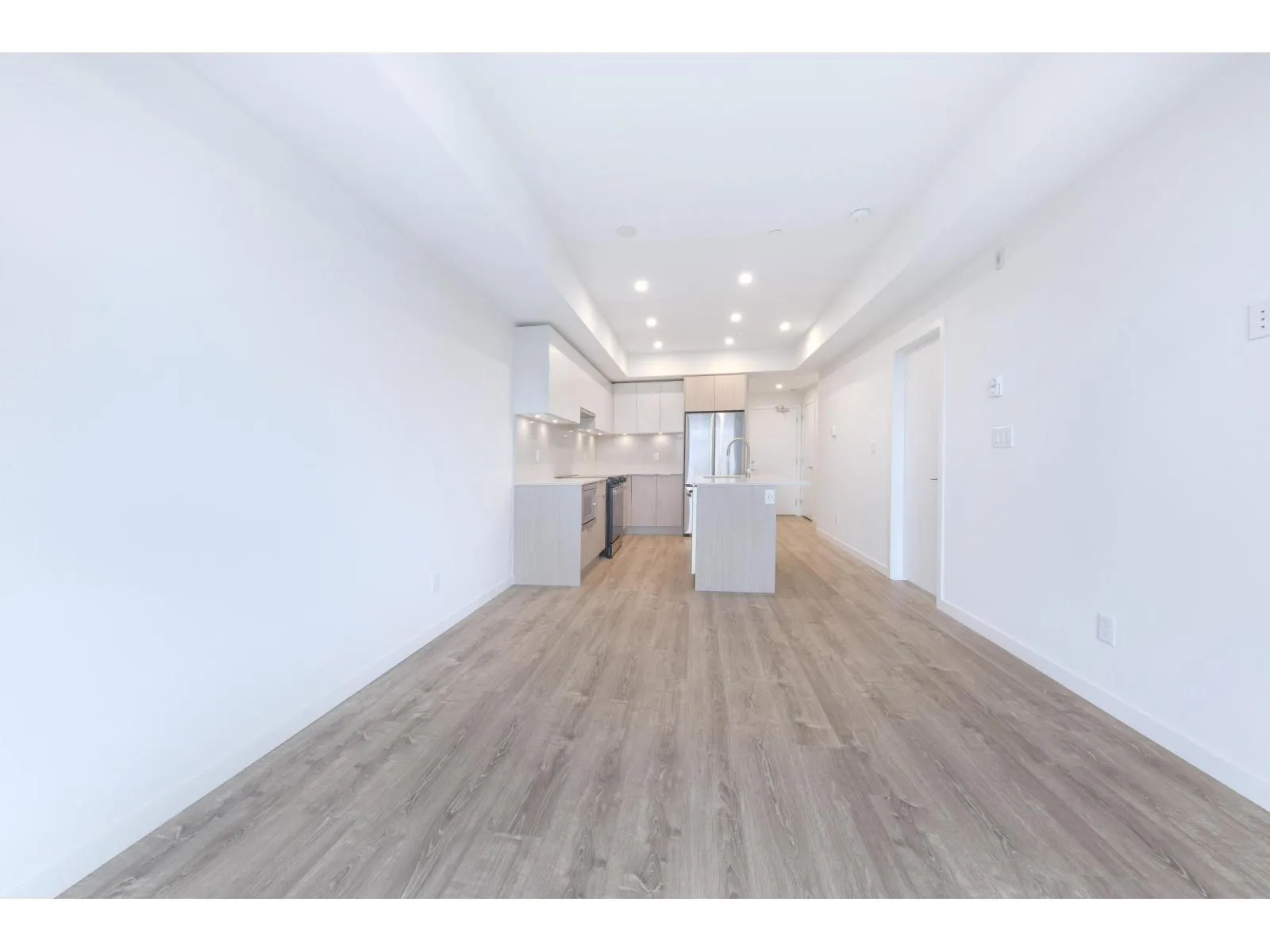 607 10828 139A STREET