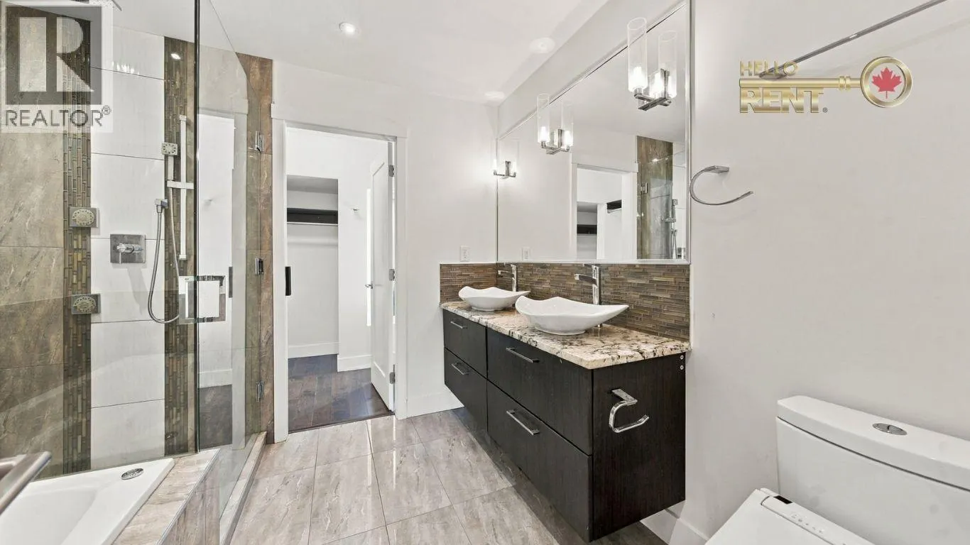 458 NORTHCLIFFE CRESCENT