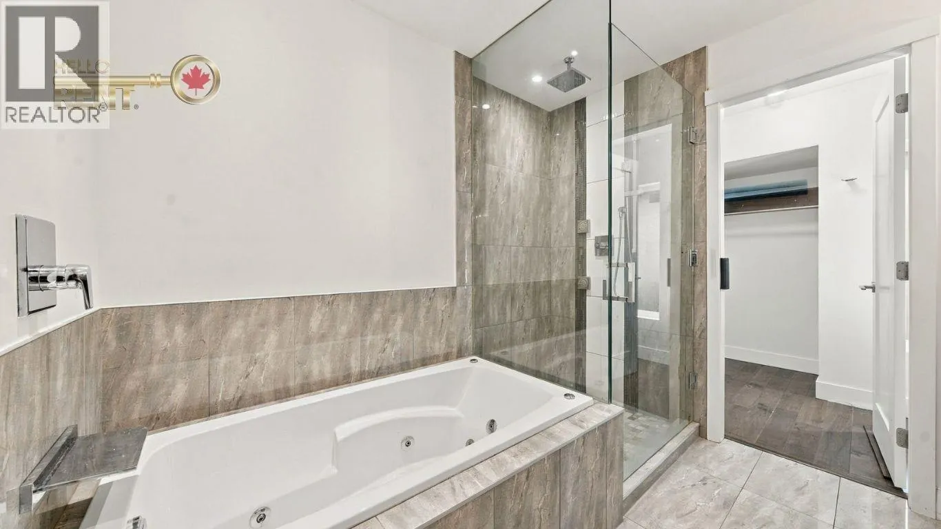 458 NORTHCLIFFE CRESCENT