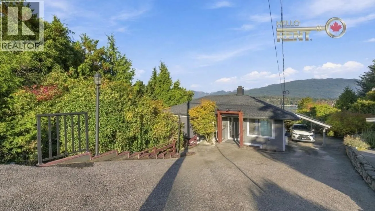 458 NORTHCLIFFE CRESCENT