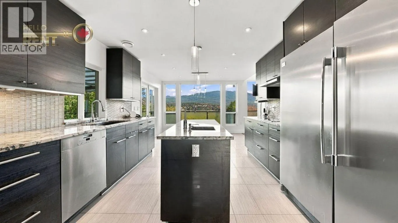 458 NORTHCLIFFE CRESCENT