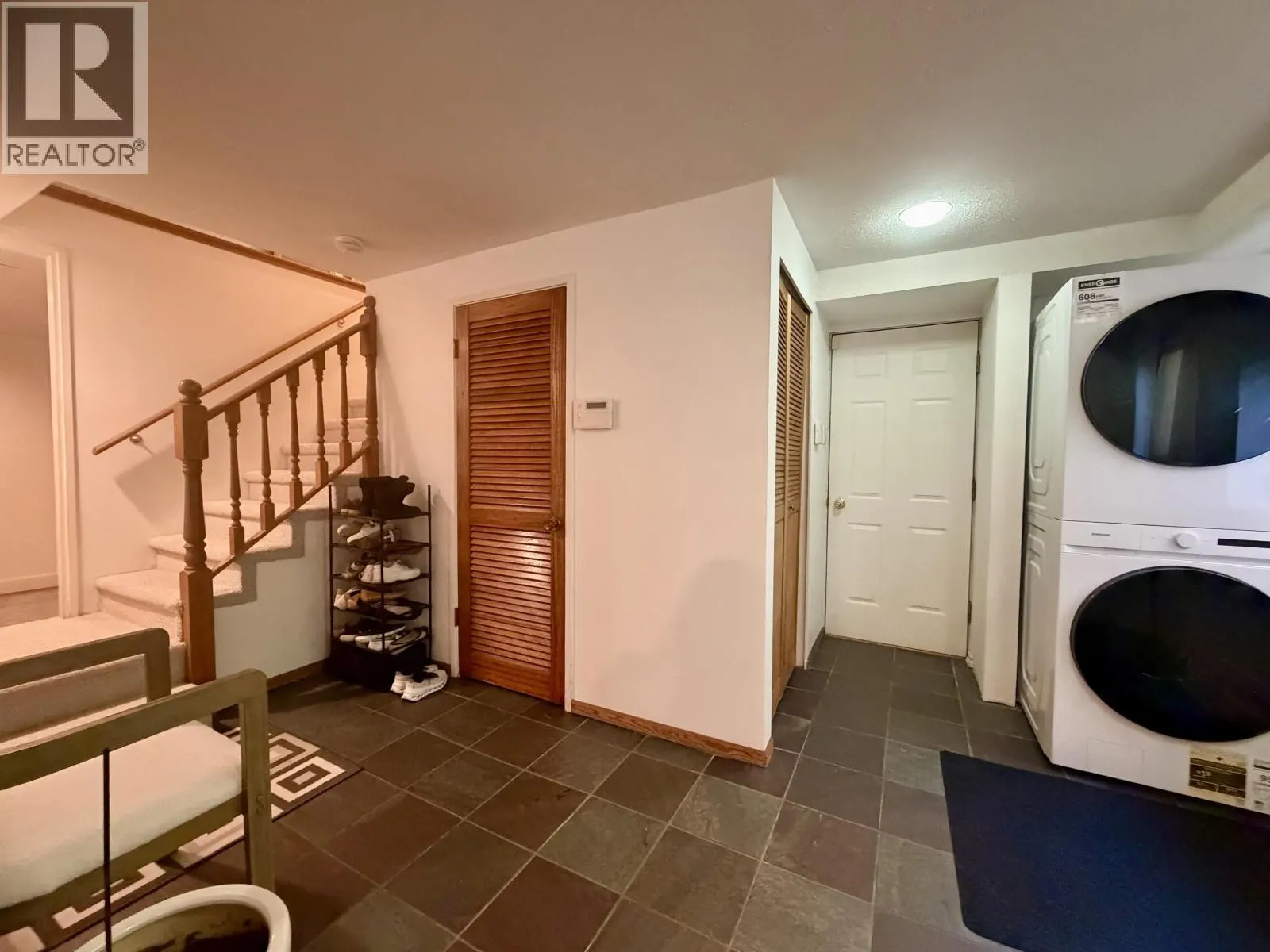 Basement-1881 BOWMAN AVENUE