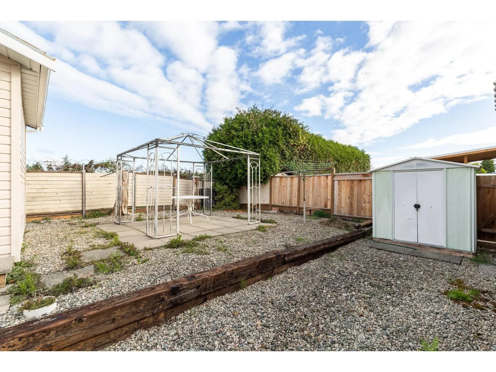 48 8254 134 STREET