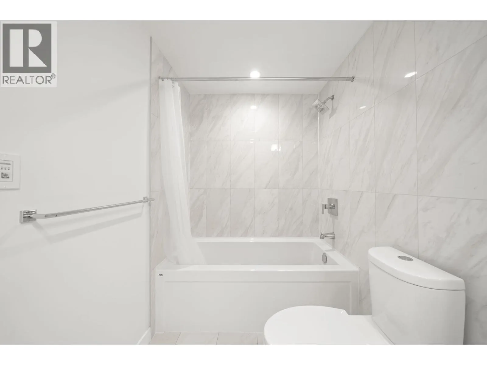 3601 2085 SKYLINE COURT