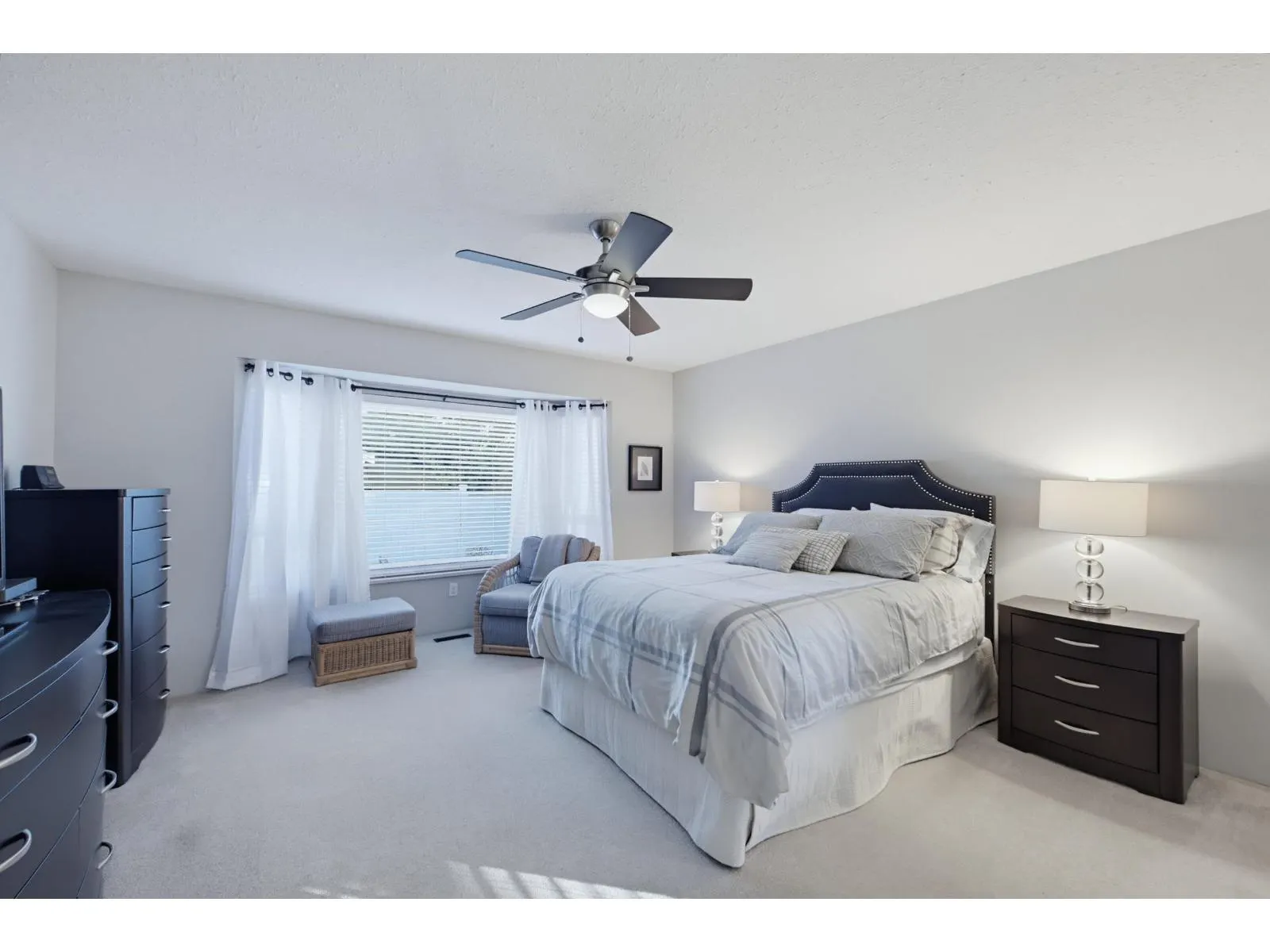 5632 E SUNRISE CRESCENT
