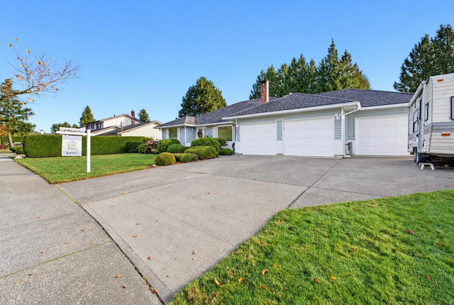 5632 E SUNRISE CRESCENT