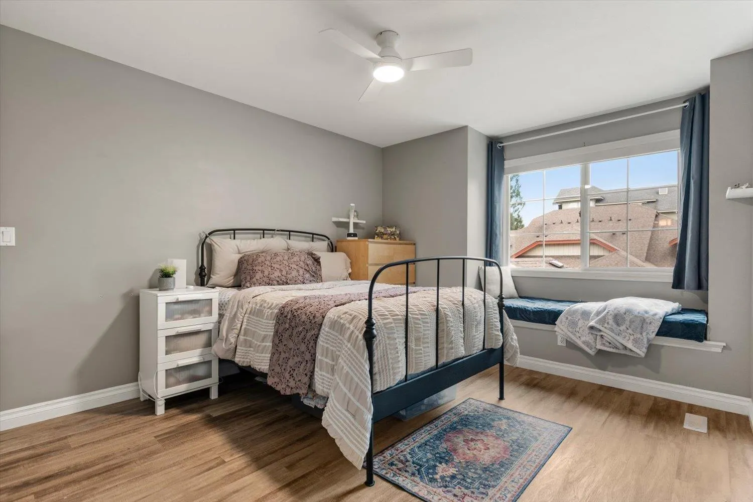 42 45545 TAMIHI WAY|Garrison Crossing