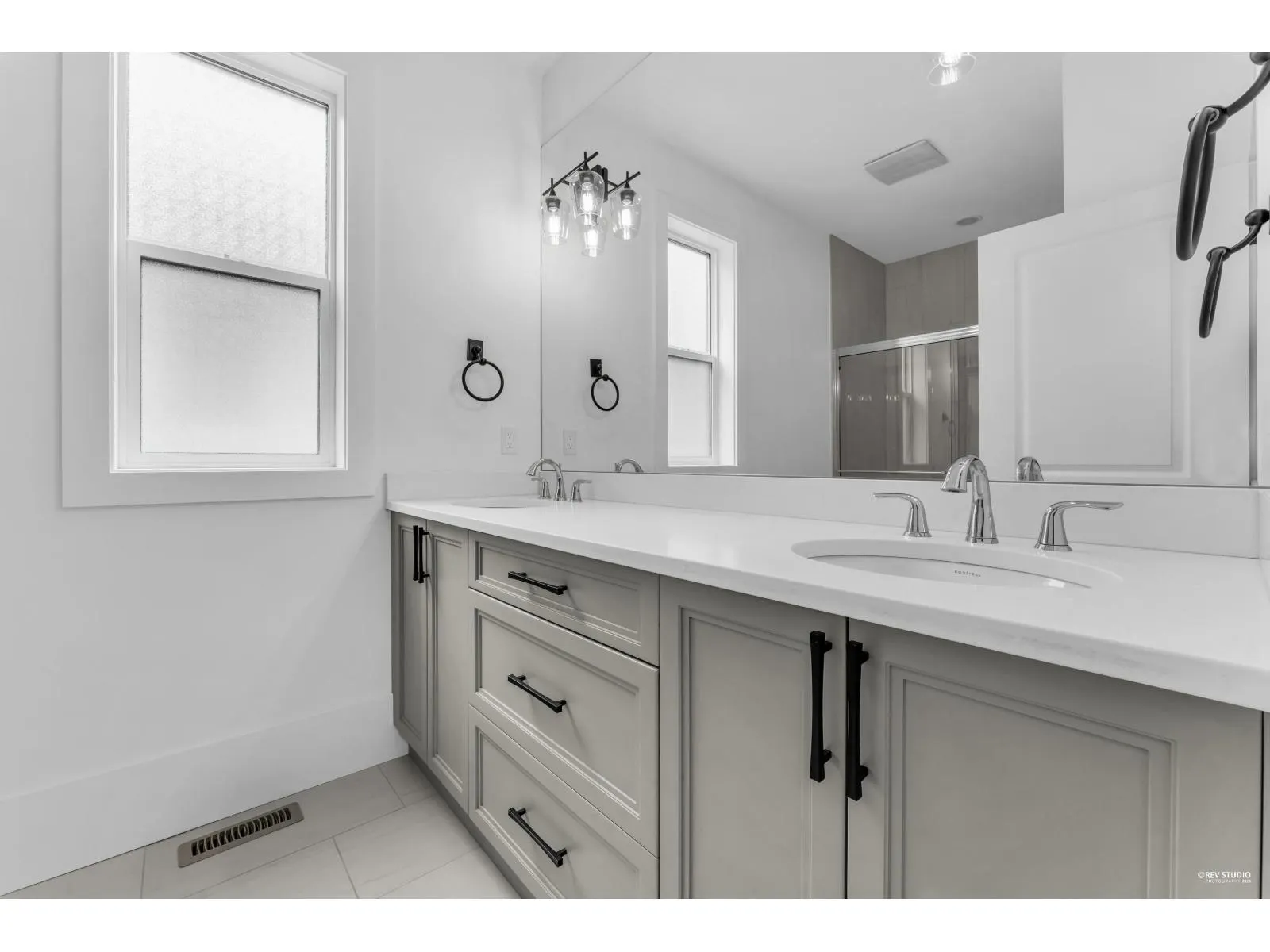 52 1885 COLUMBIA VALLEY ROAD|Cultus Lake South
