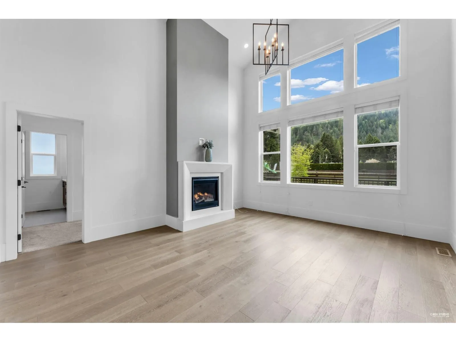 52 1885 COLUMBIA VALLEY ROAD|Cultus Lake South