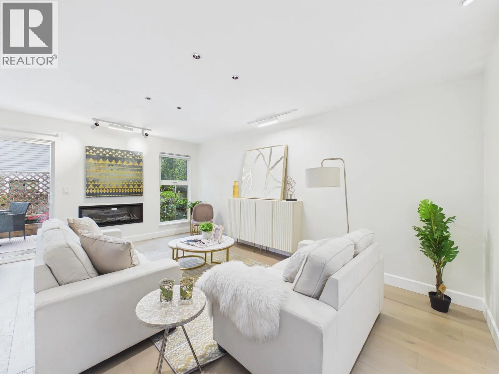 7414 ECHO PLACE