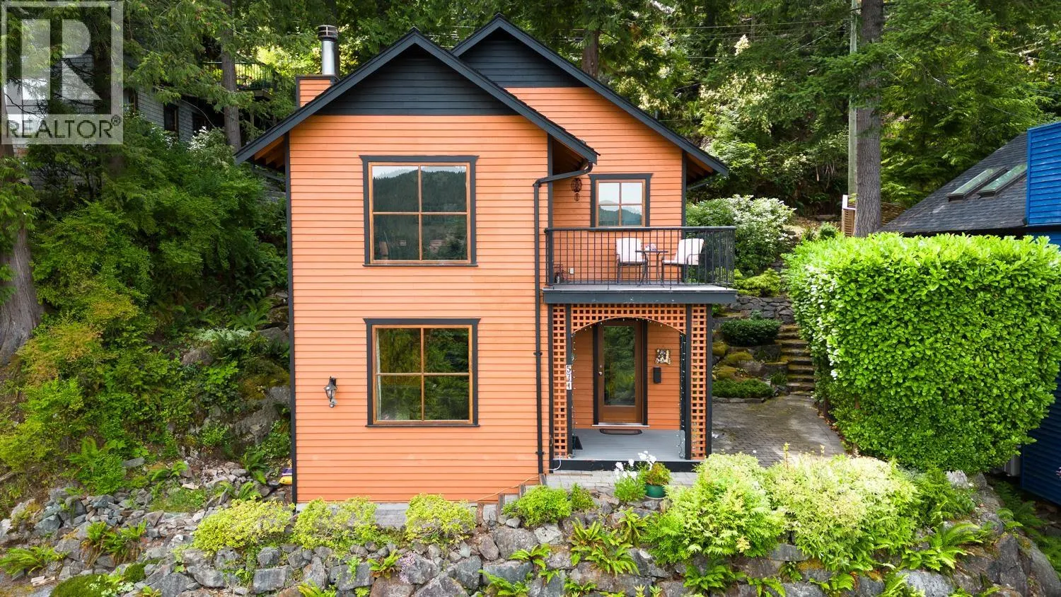 571 ROOCROFT LANE