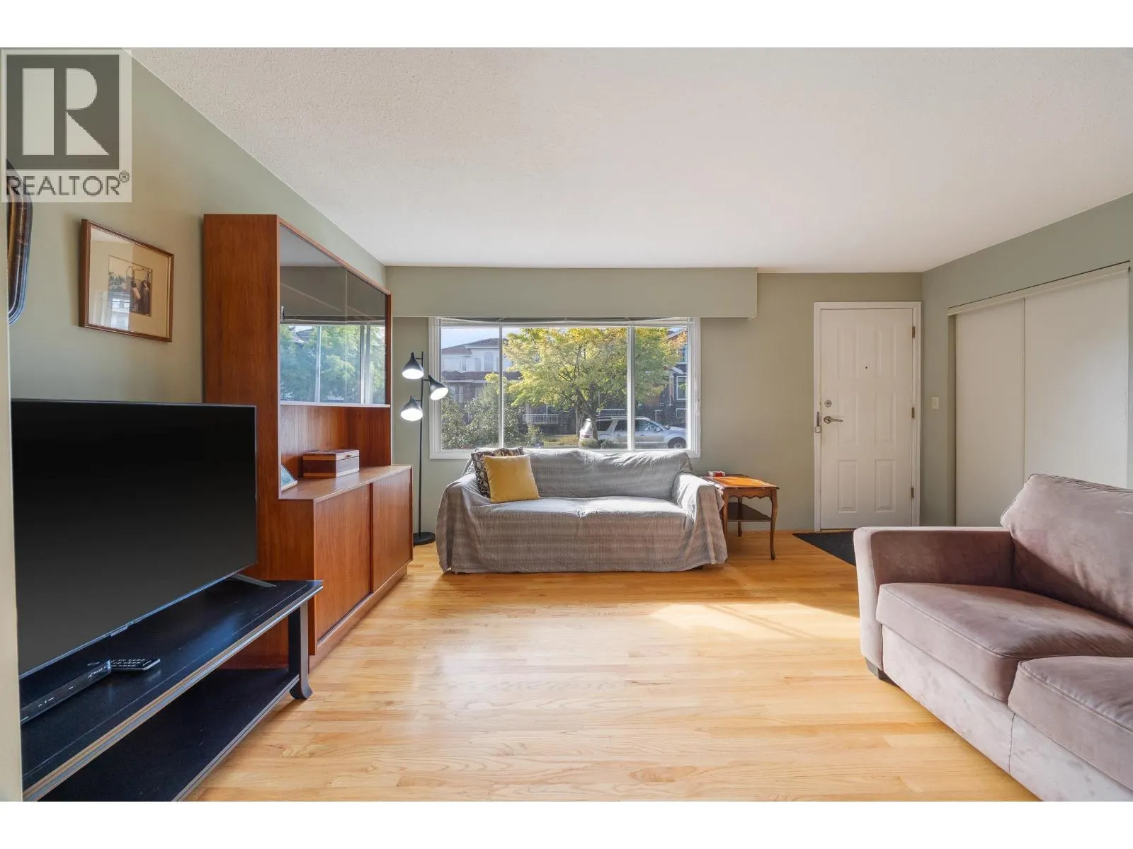 3325 SEAFORTH DRIVE