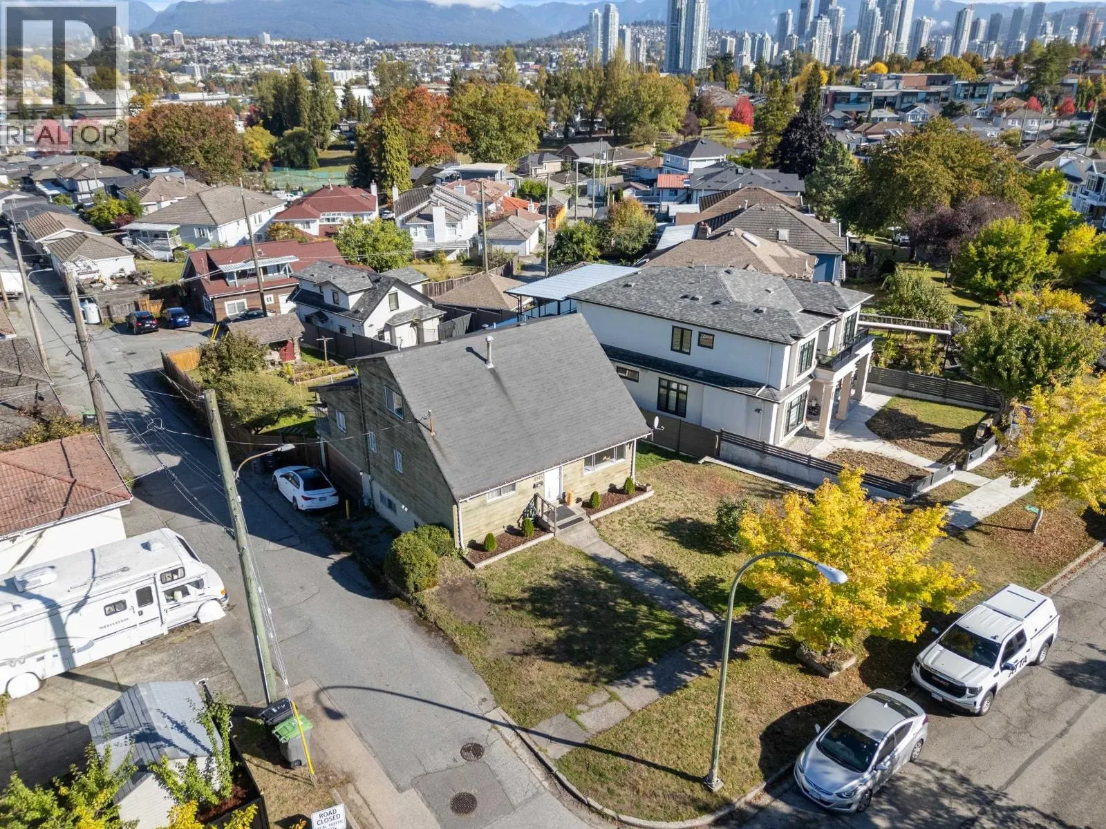 3325 SEAFORTH DRIVE
