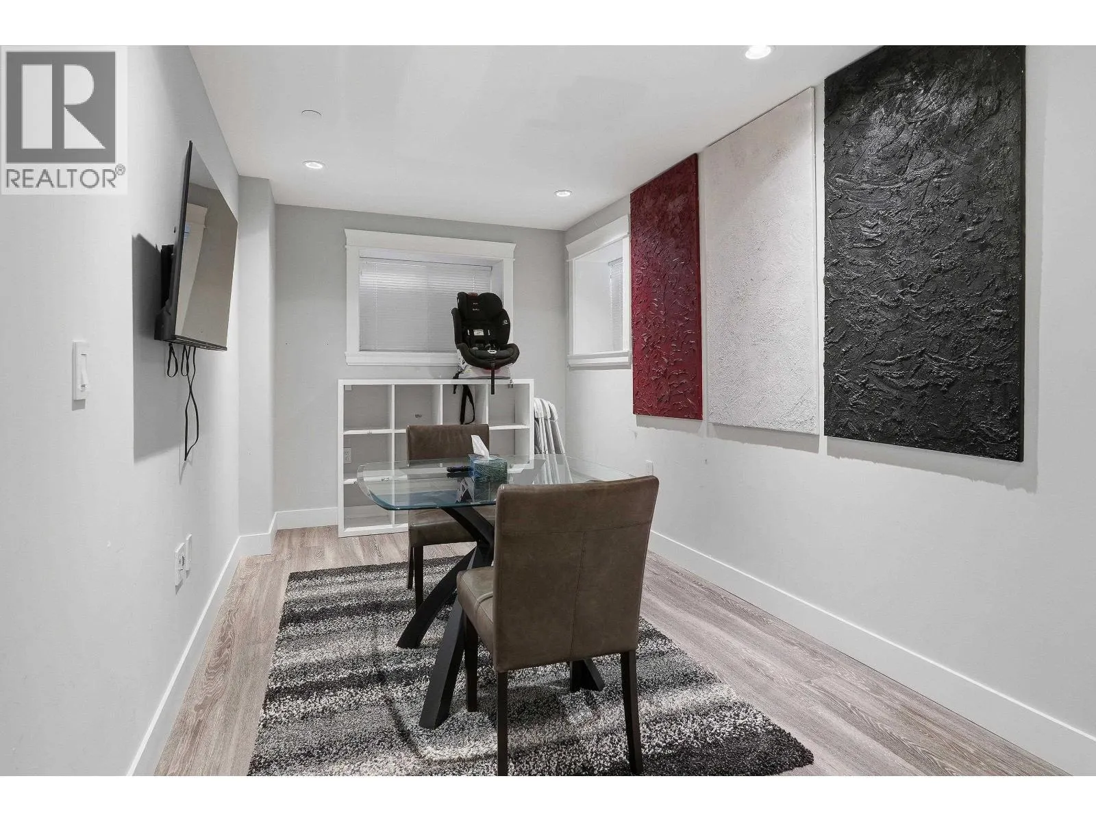 3287 MATAPAN CRESCENT
