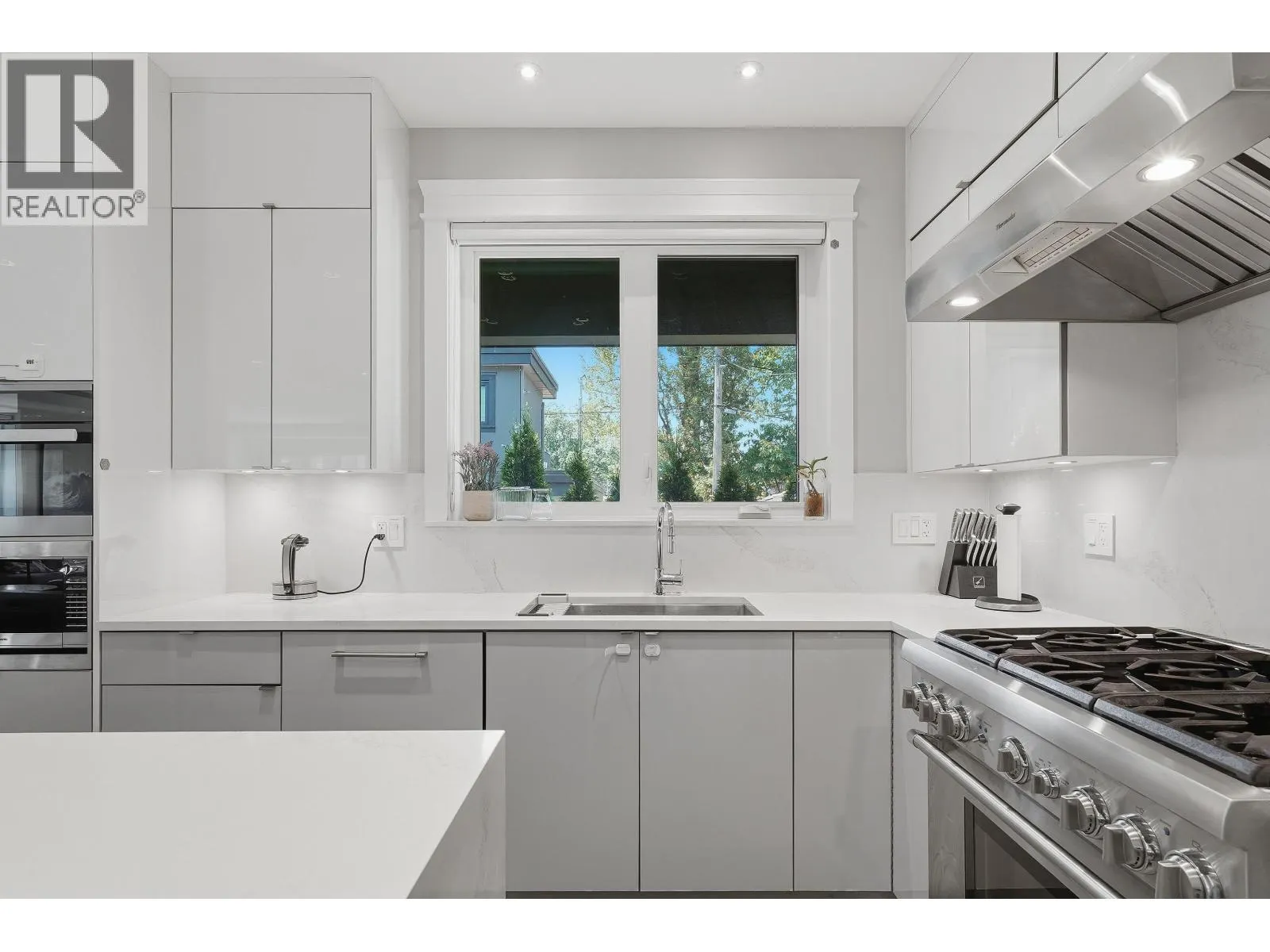 3287 MATAPAN CRESCENT