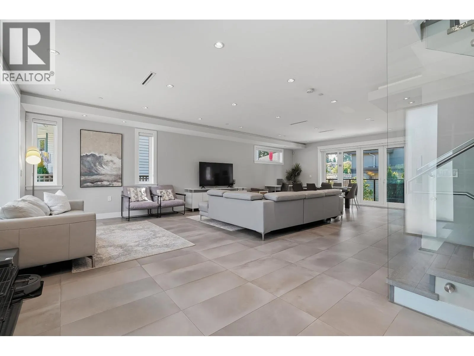 3287 MATAPAN CRESCENT