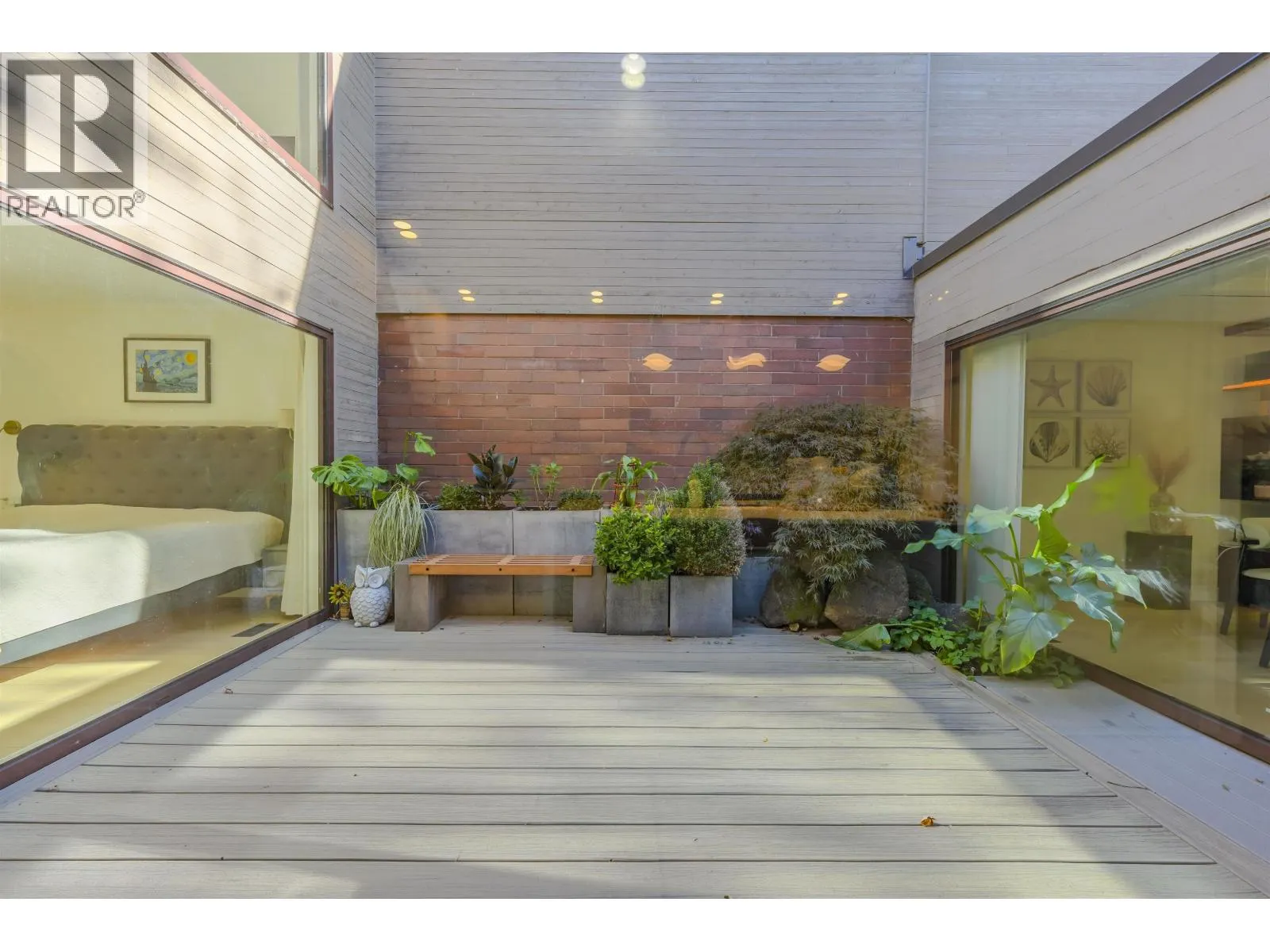 426 GREENSBORO PLACE