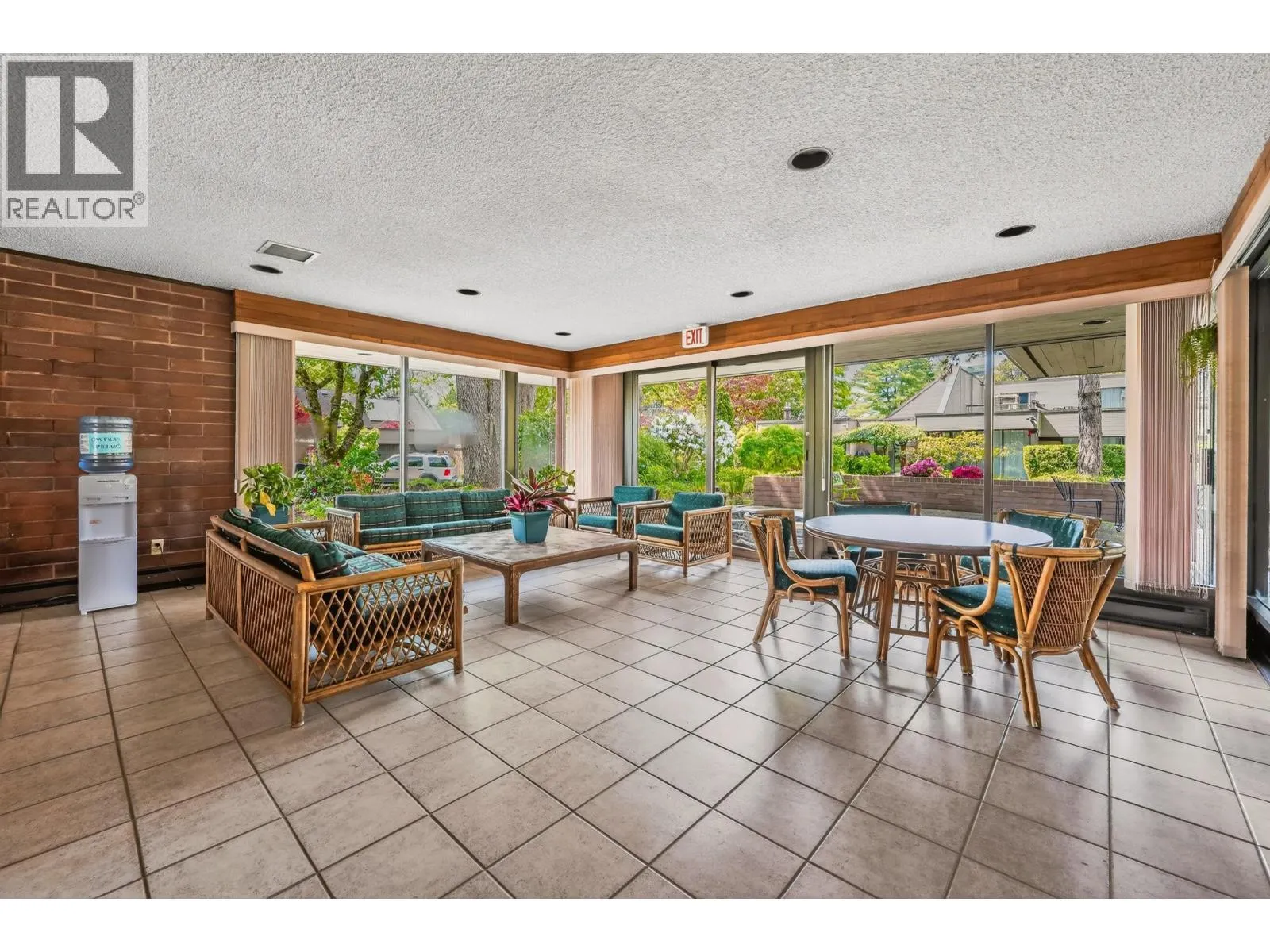 426 GREENSBORO PLACE