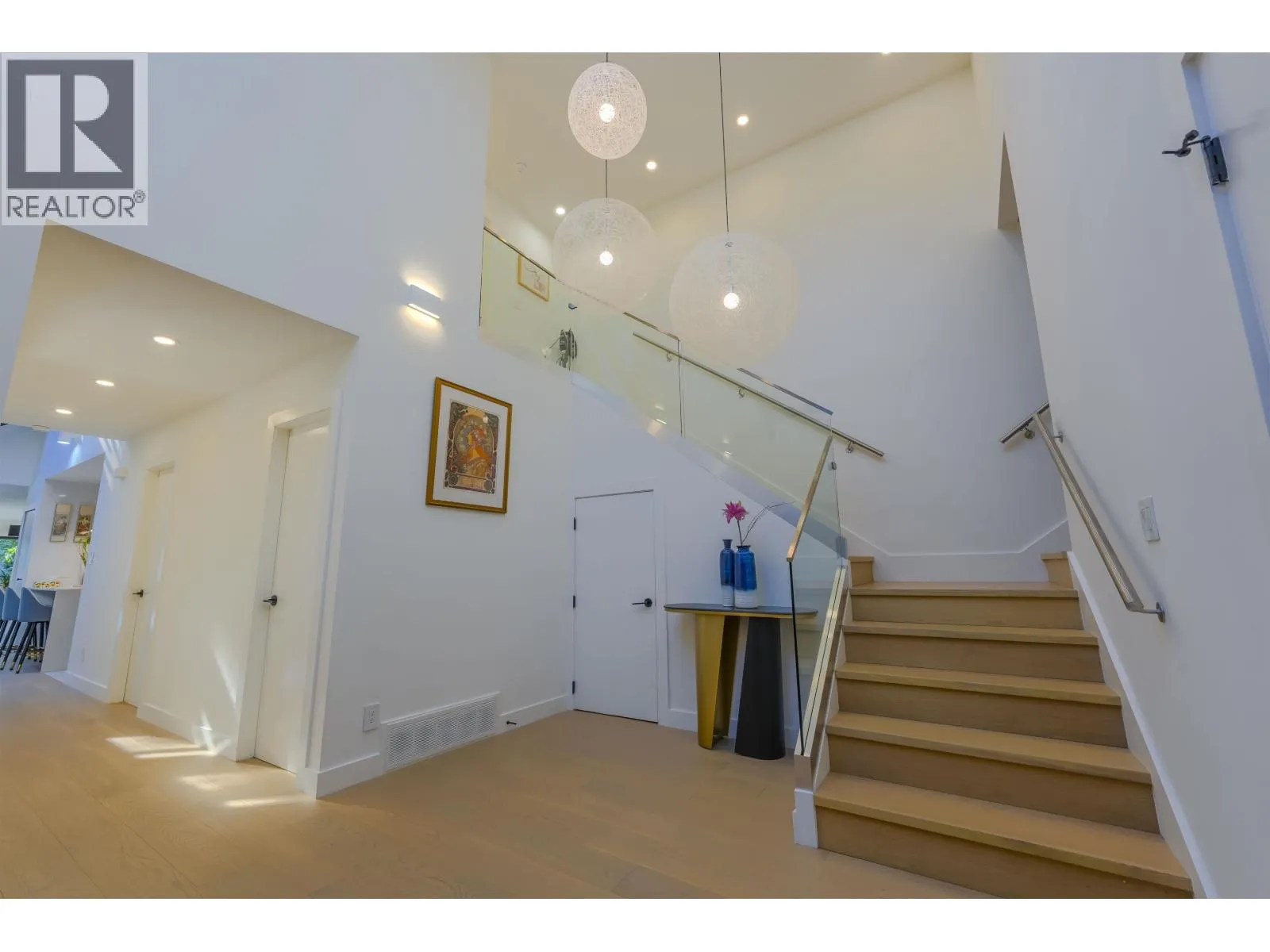 426 GREENSBORO PLACE