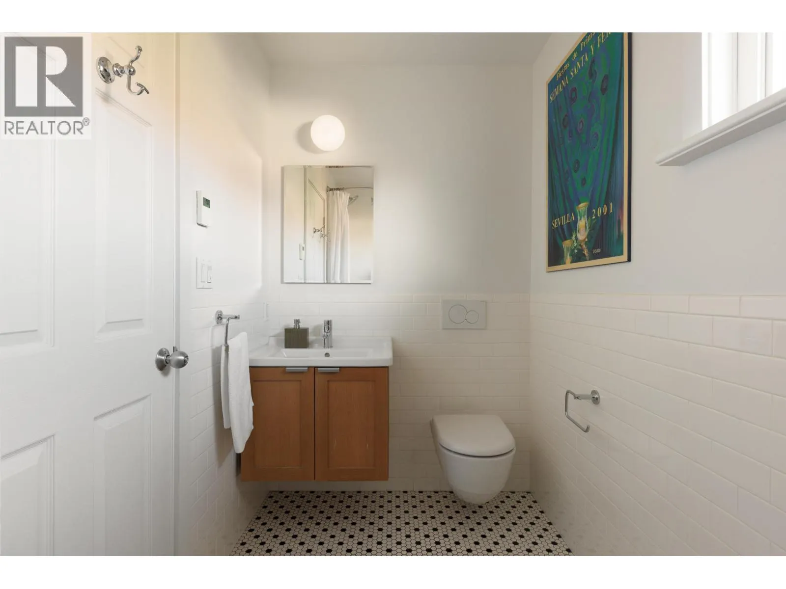 455 W 22ND AVENUE