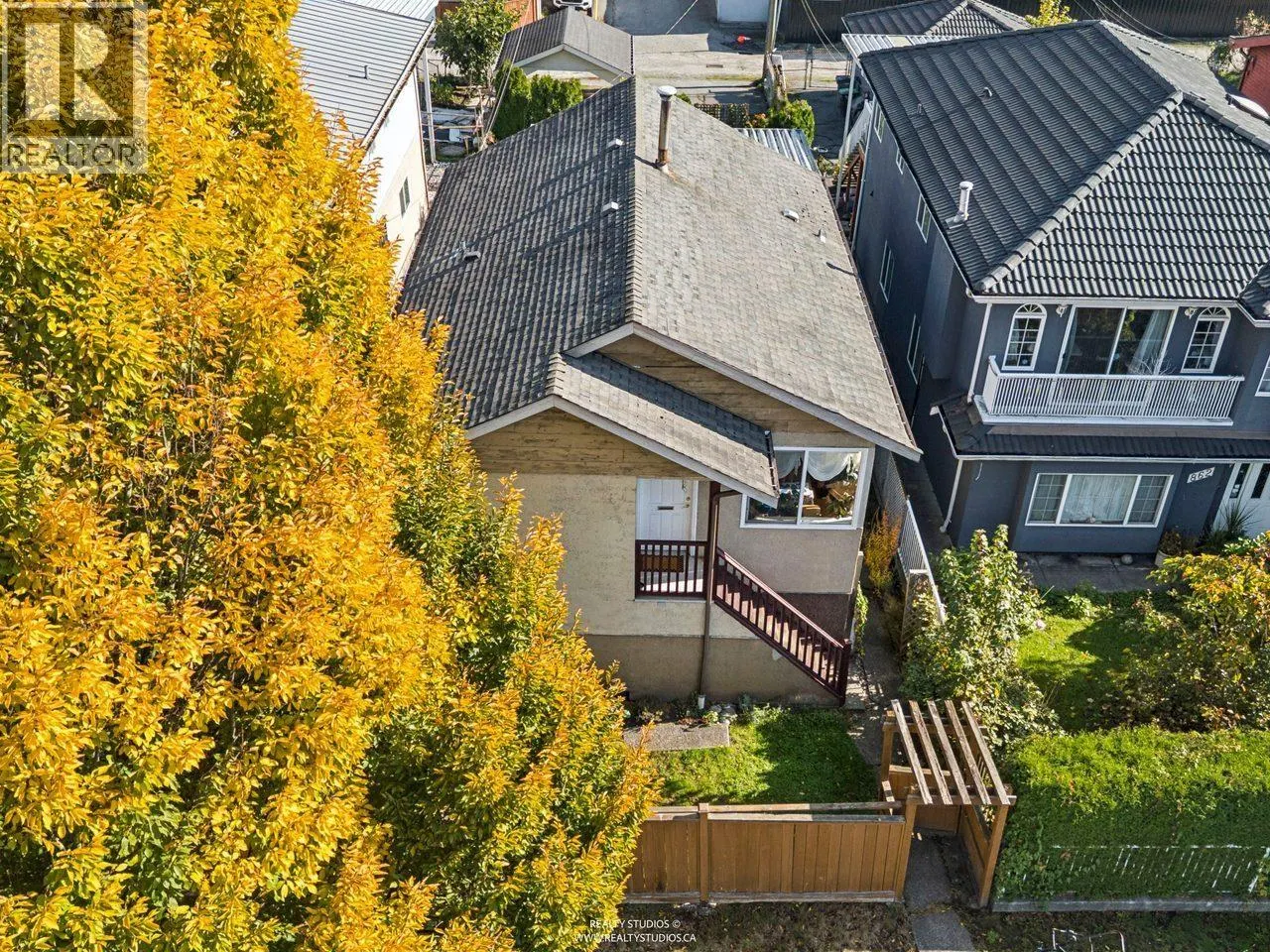 850 NANAIMO STREET