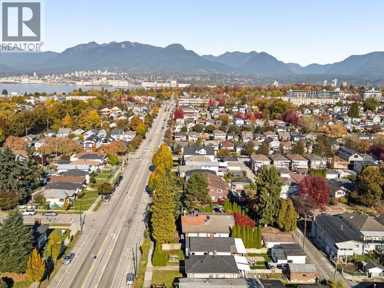 850 NANAIMO STREET