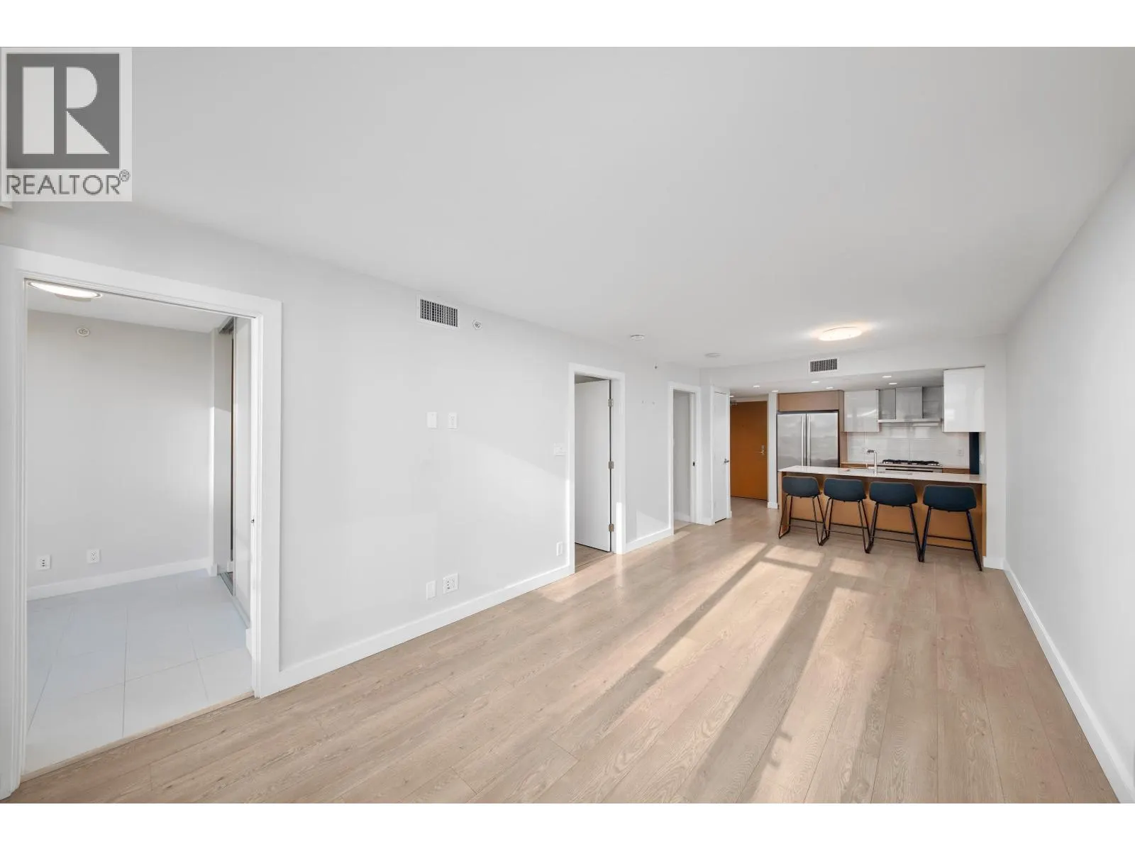 1007 1618 QUEBEC STREET