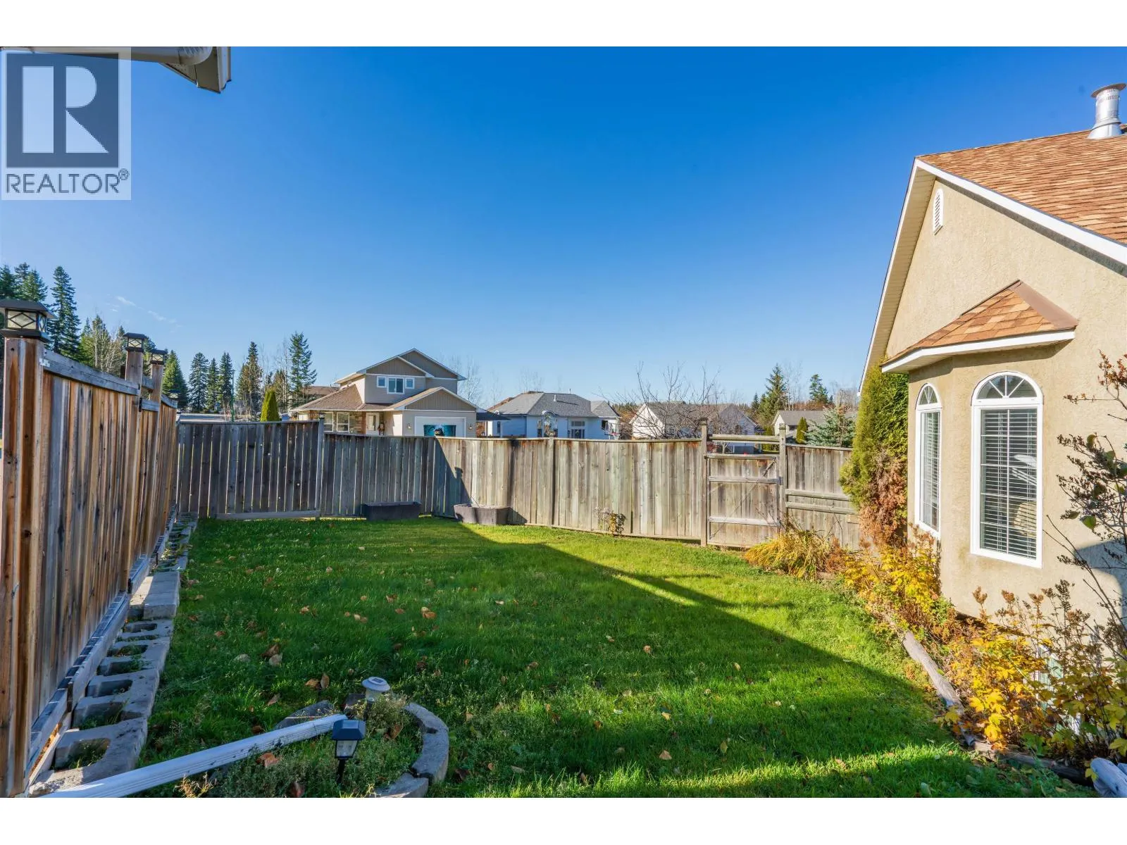 5716 BEARSPAW CRESCENT