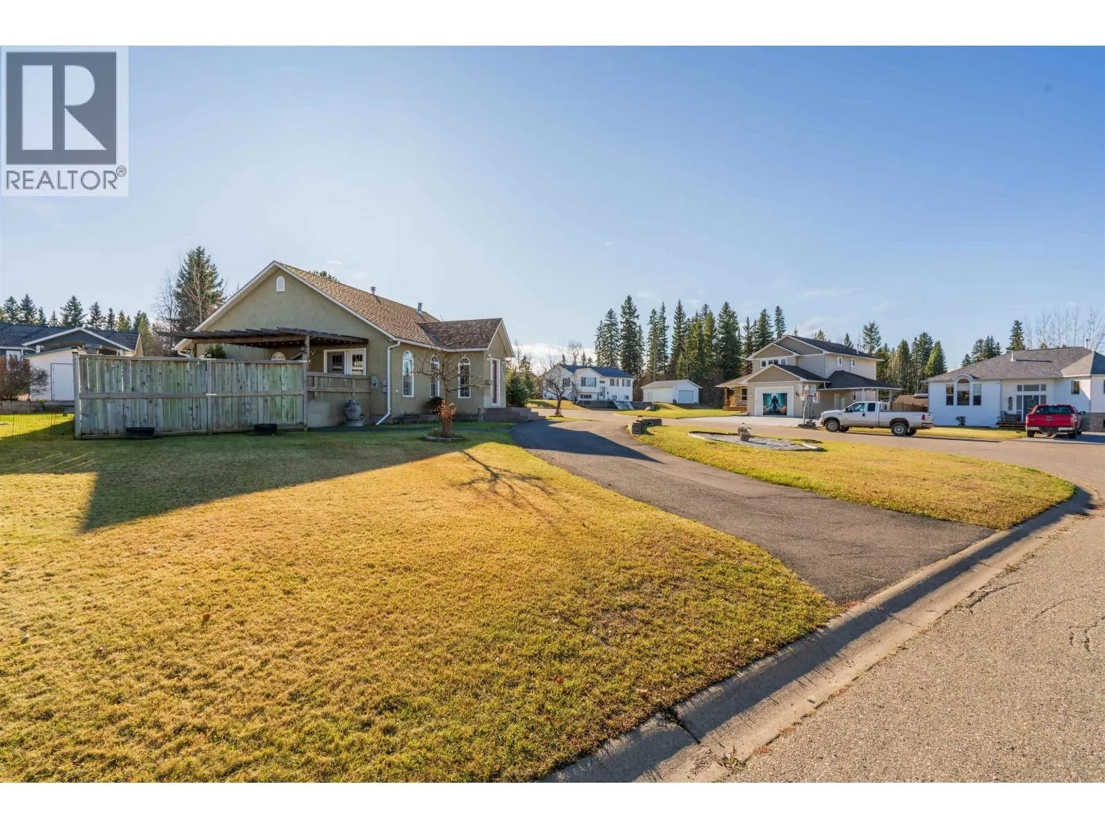 5716 BEARSPAW CRESCENT