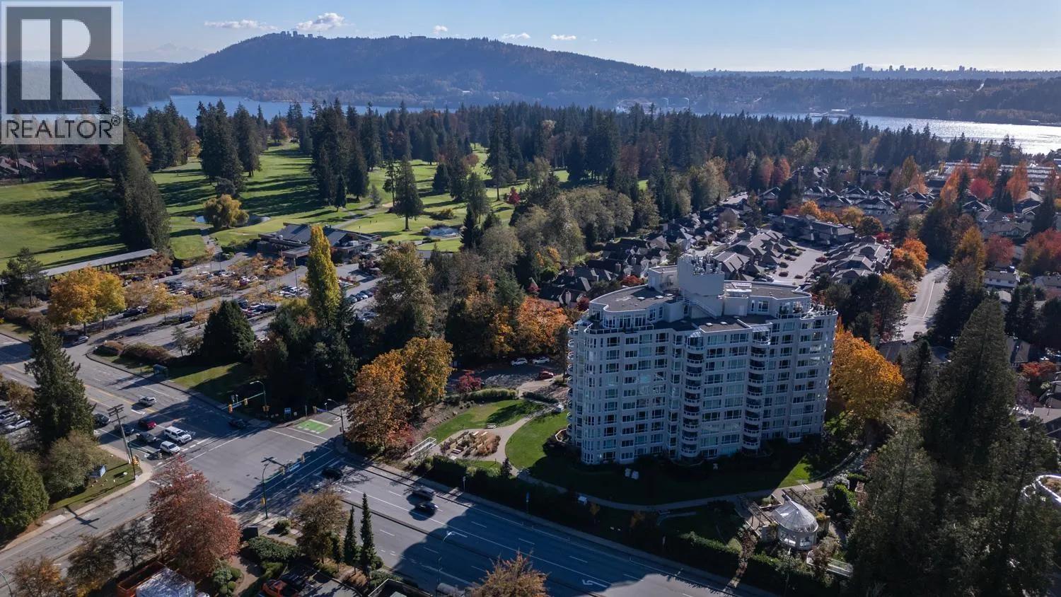 903 995 ROCHE POINT DRIVE