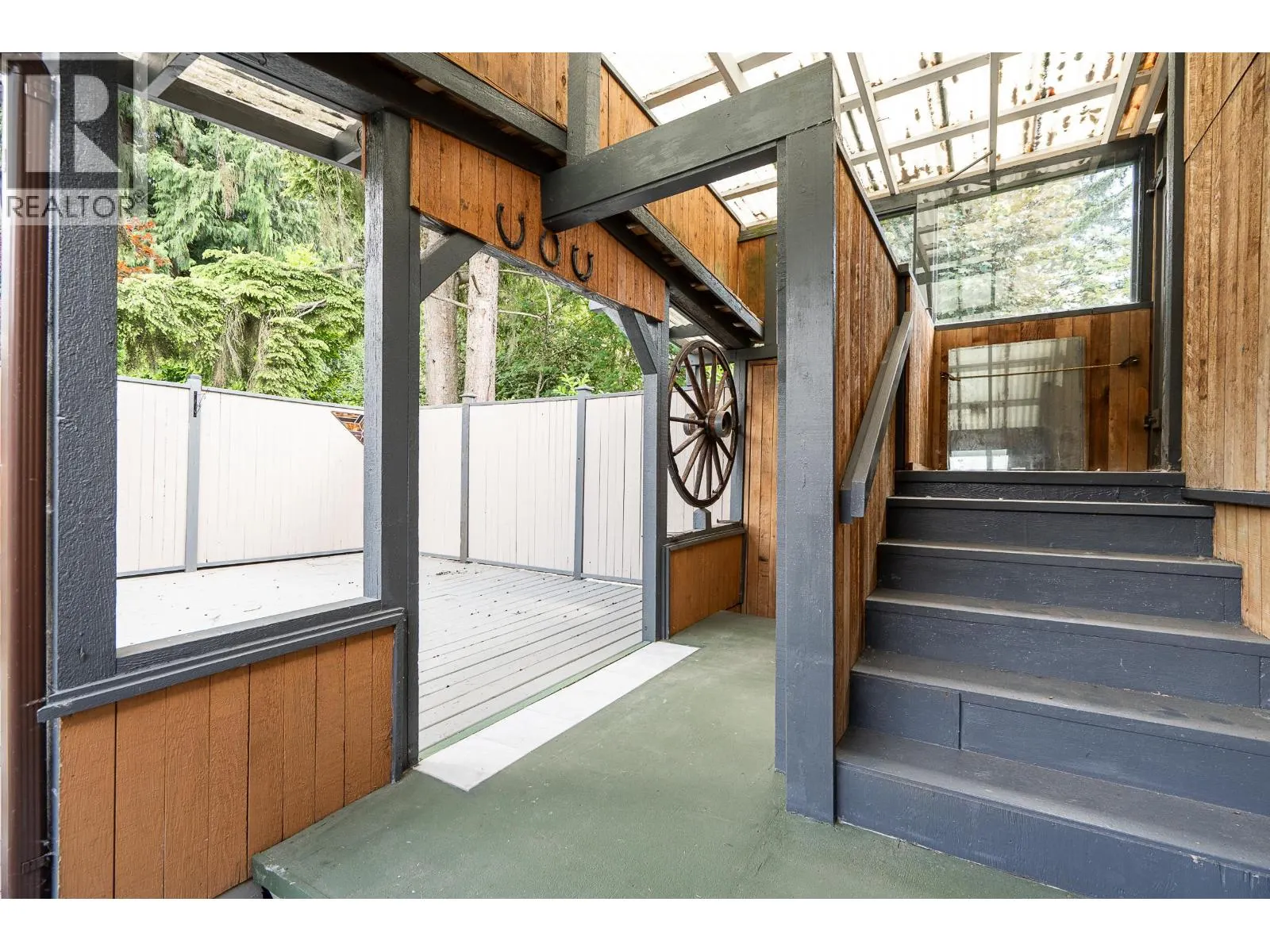 3554 HASTINGS STREET
