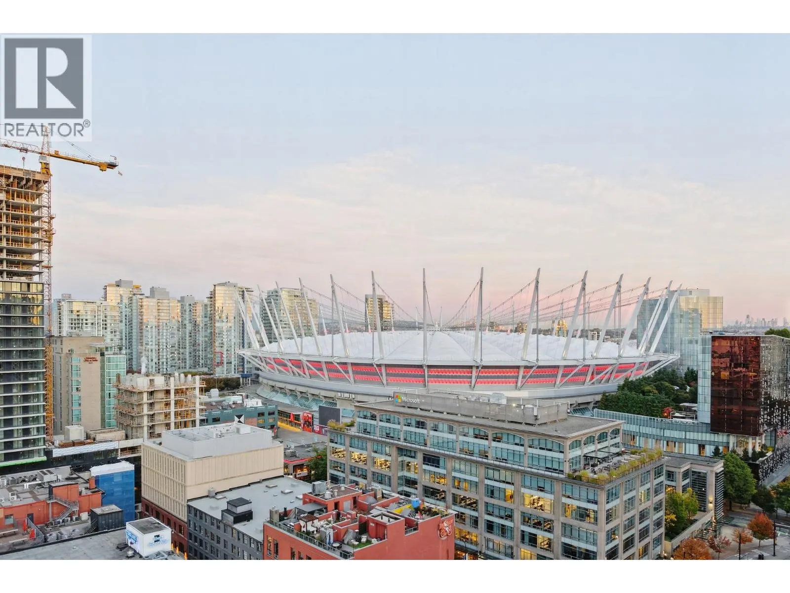 2306 930 CAMBIE STREET