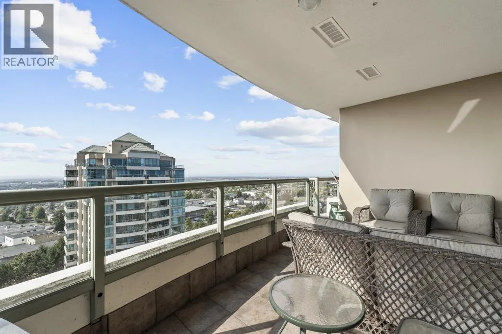 1703 6611 SOUTHOAKS CRESCENT