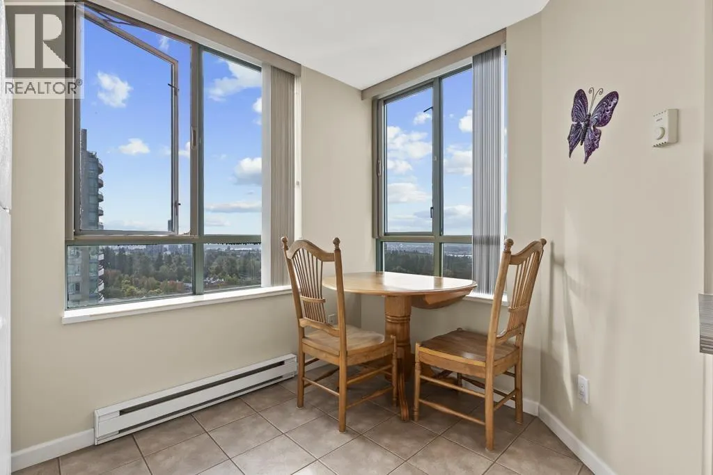 1703 6611 SOUTHOAKS CRESCENT