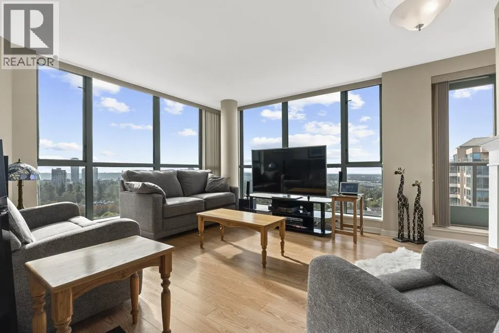 1703 6611 SOUTHOAKS CRESCENT