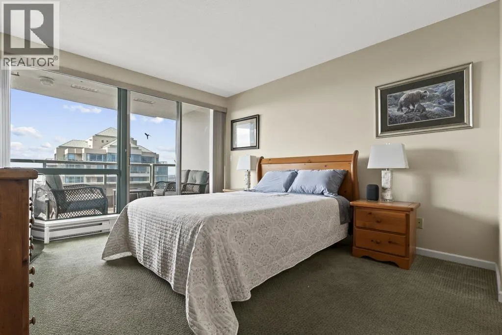 1703 6611 SOUTHOAKS CRESCENT