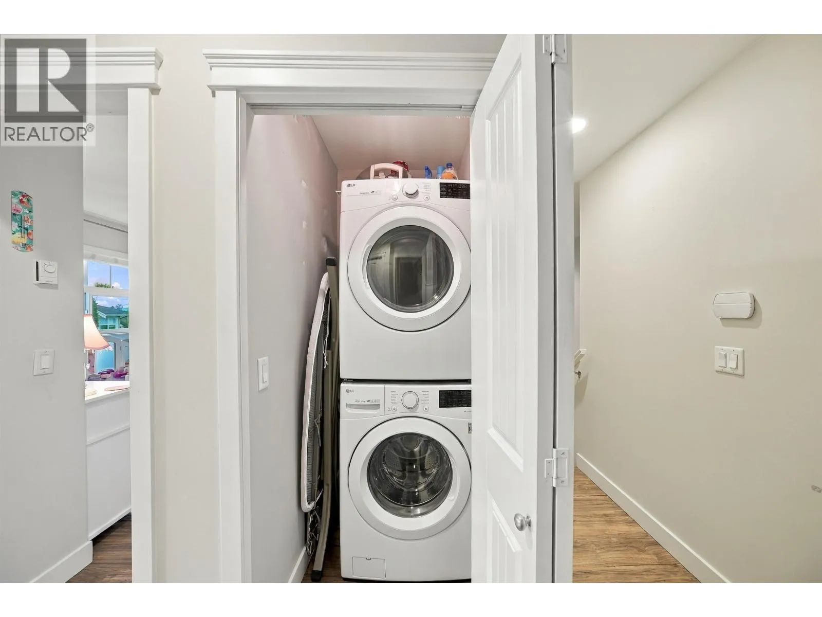 22 11282 COTTONWOOD DRIVE