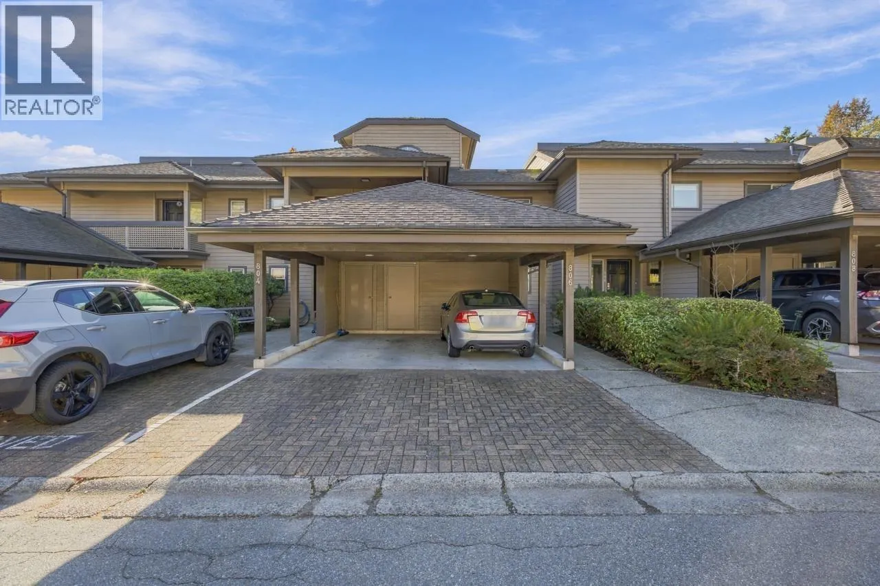806 ROCHE POINT DRIVE