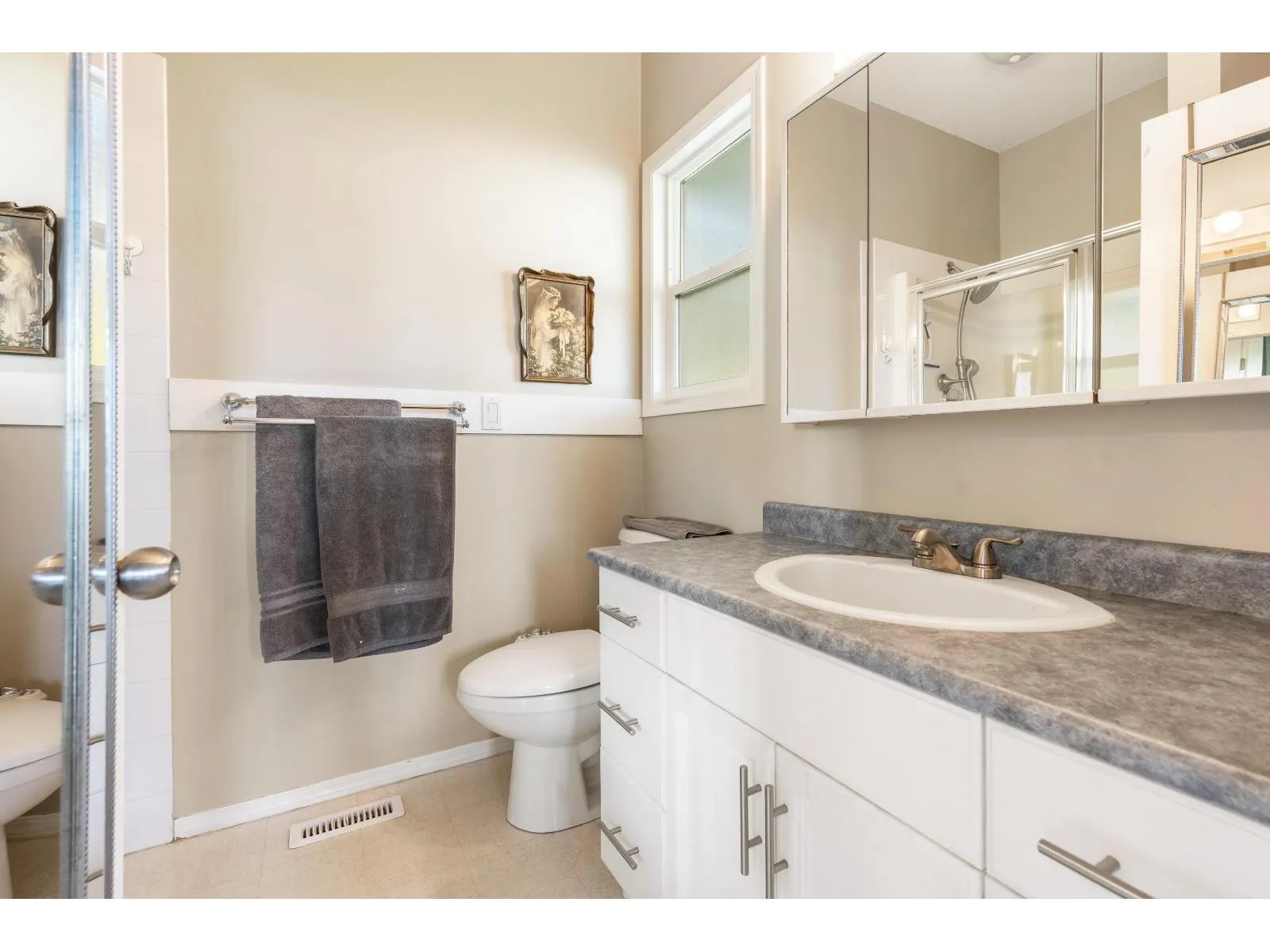 406 MIAMI RIVER DRIVE|Harrison Hot Springs