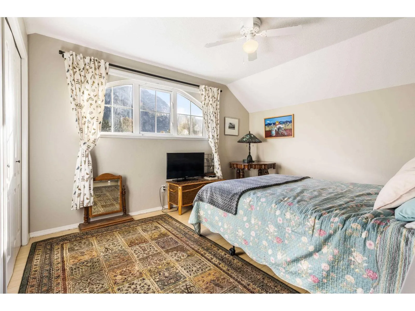 406 MIAMI RIVER DRIVE|Harrison Hot Springs
