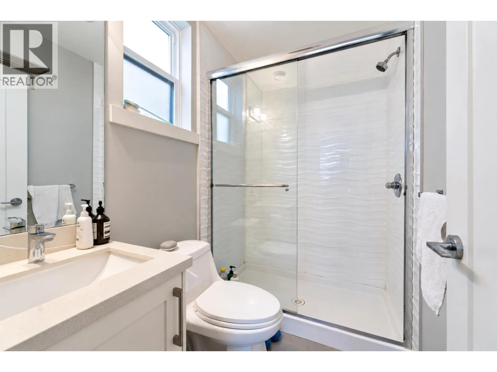 5065 DOMINION STREET