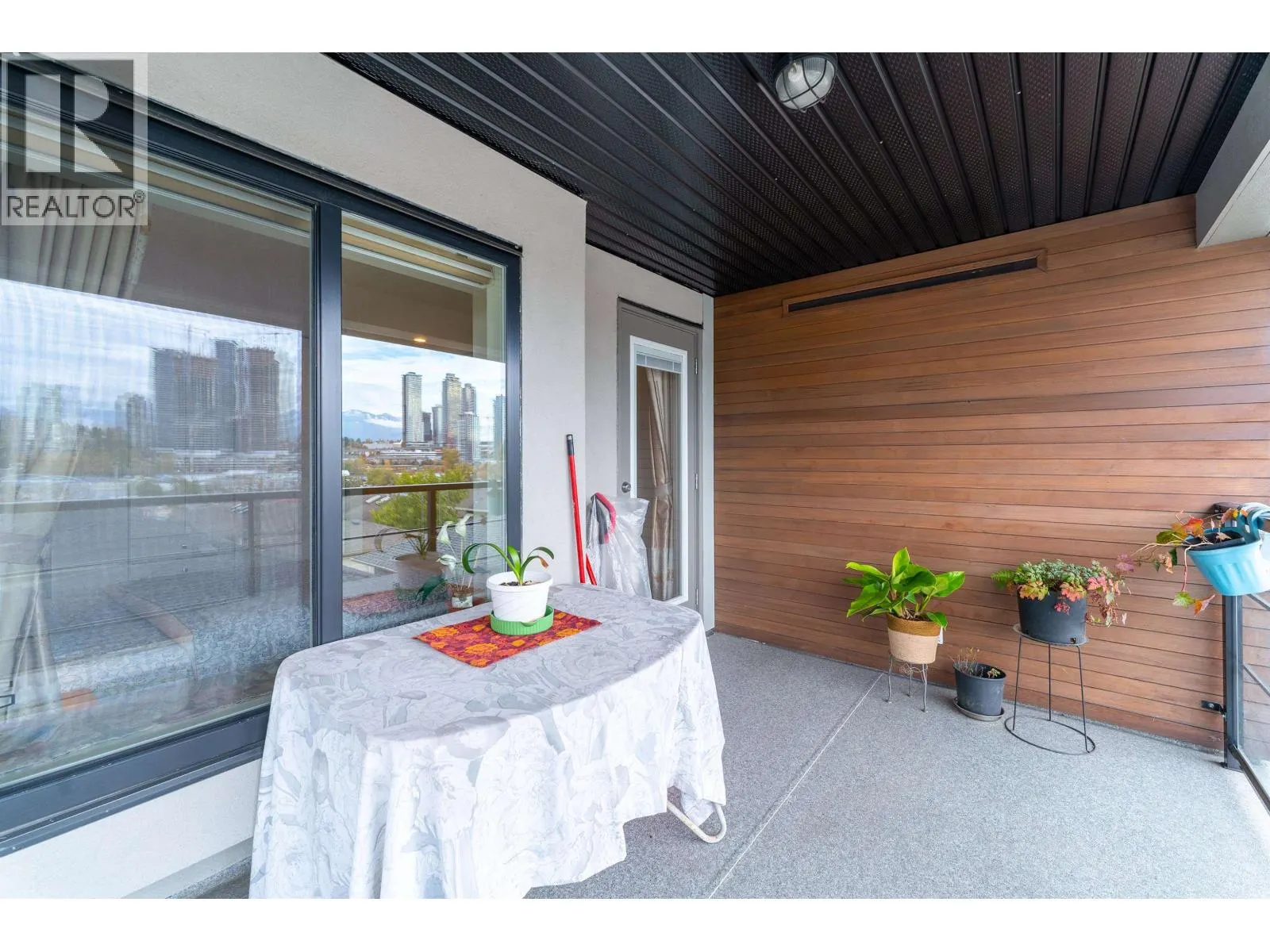 5065 DOMINION STREET