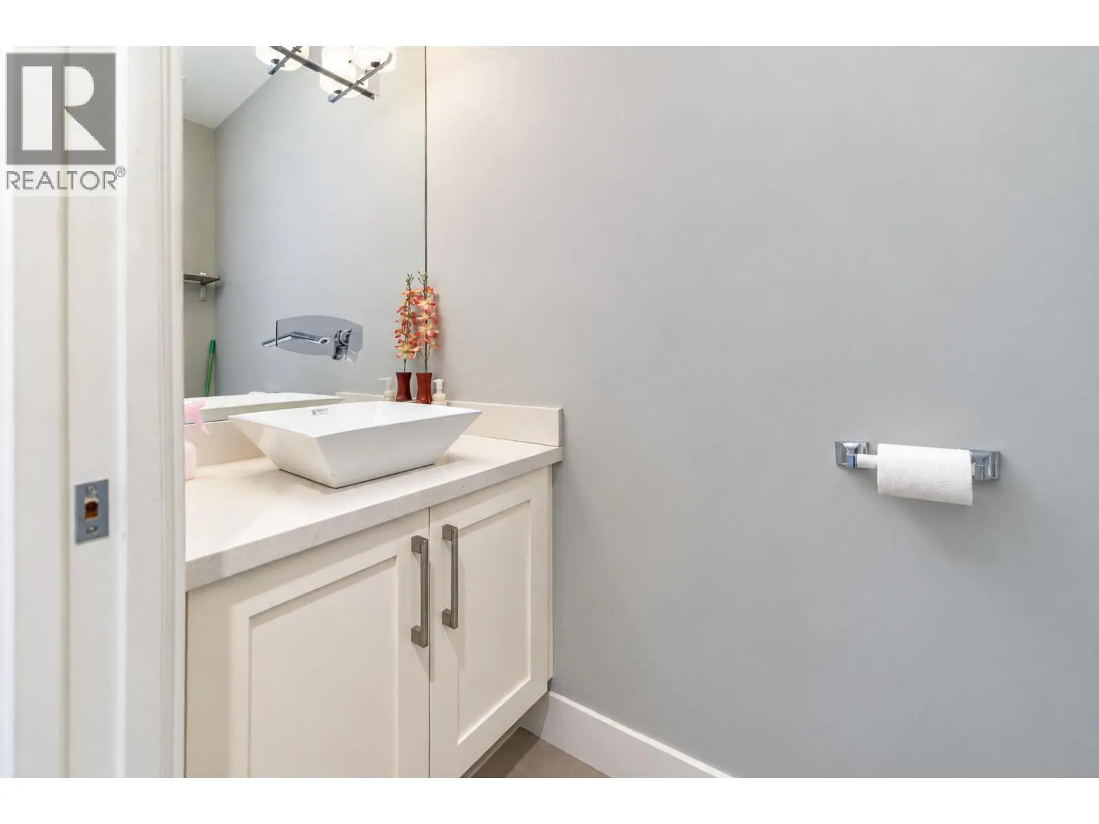 5065 DOMINION STREET