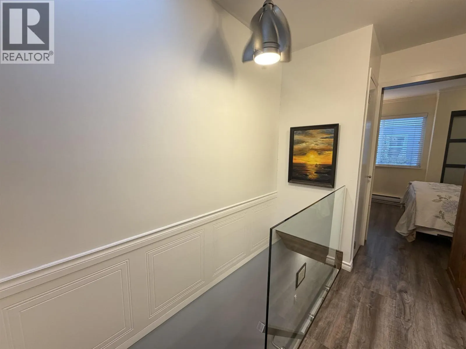 C 733 W 16TH AVENUE