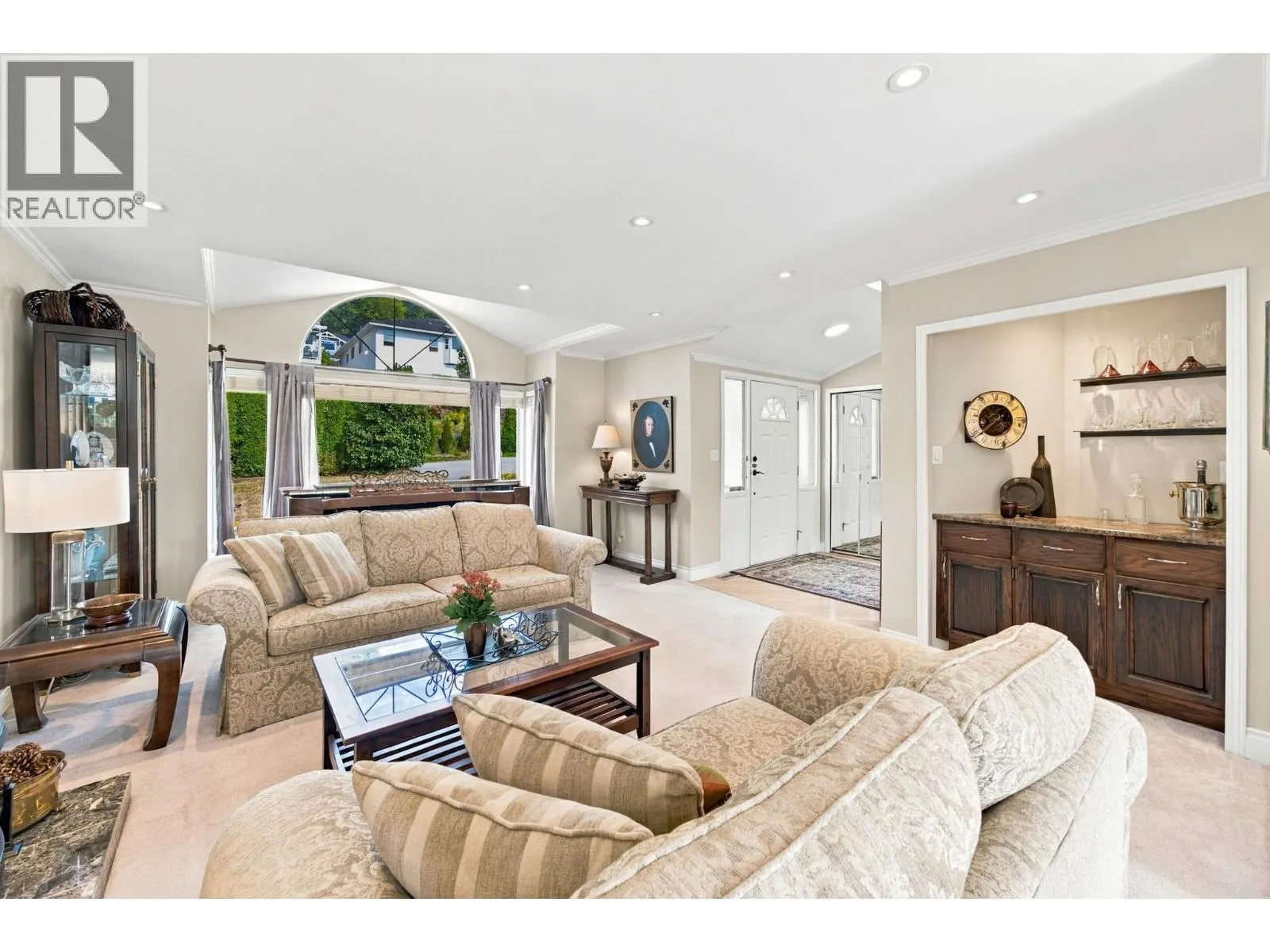 3950 SPARROW LANE