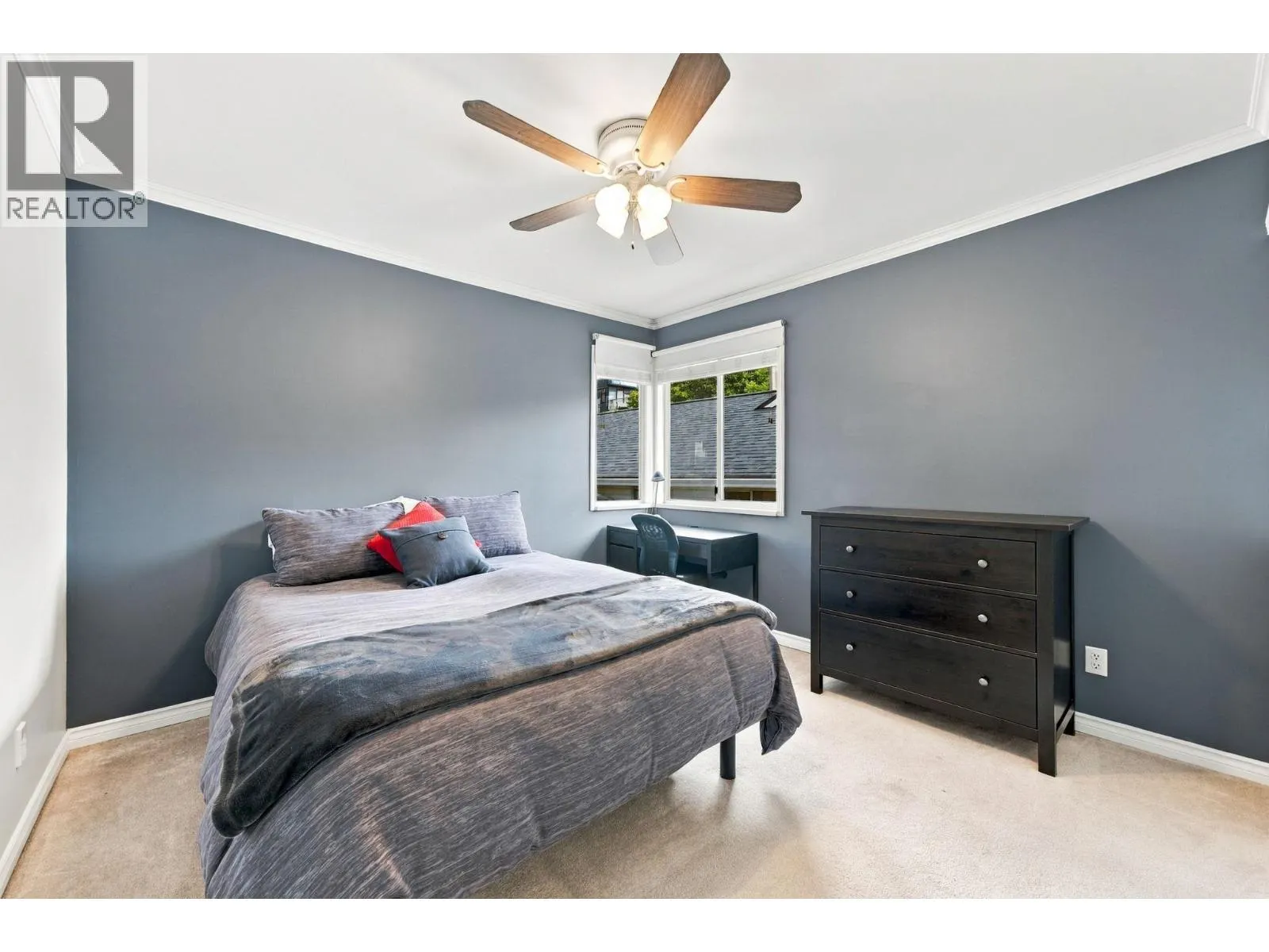 3950 SPARROW LANE