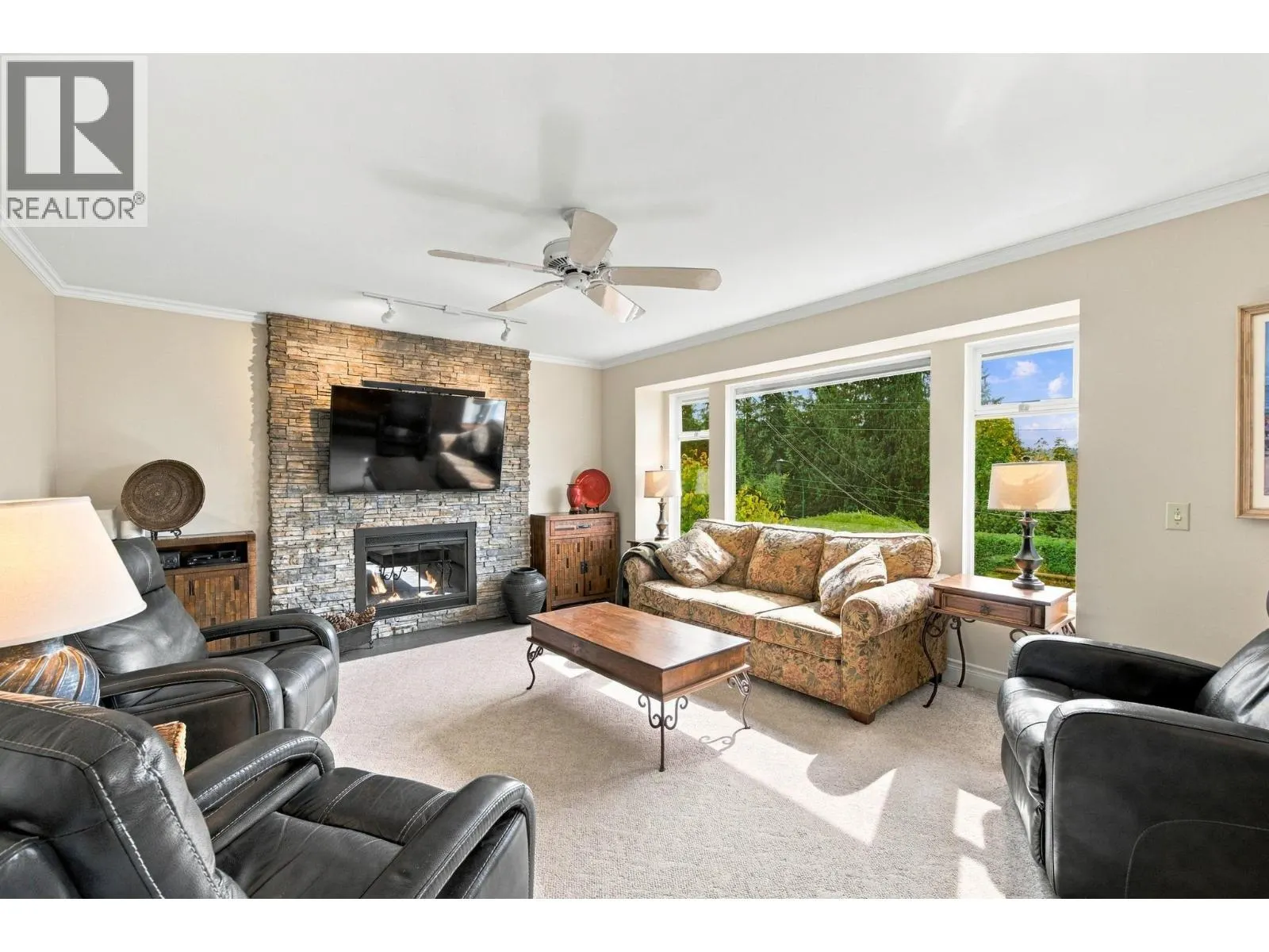 3950 SPARROW LANE