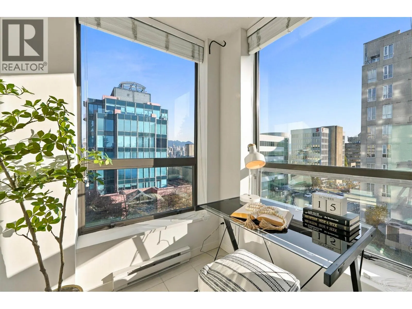 709 1068 W BROADWAY
