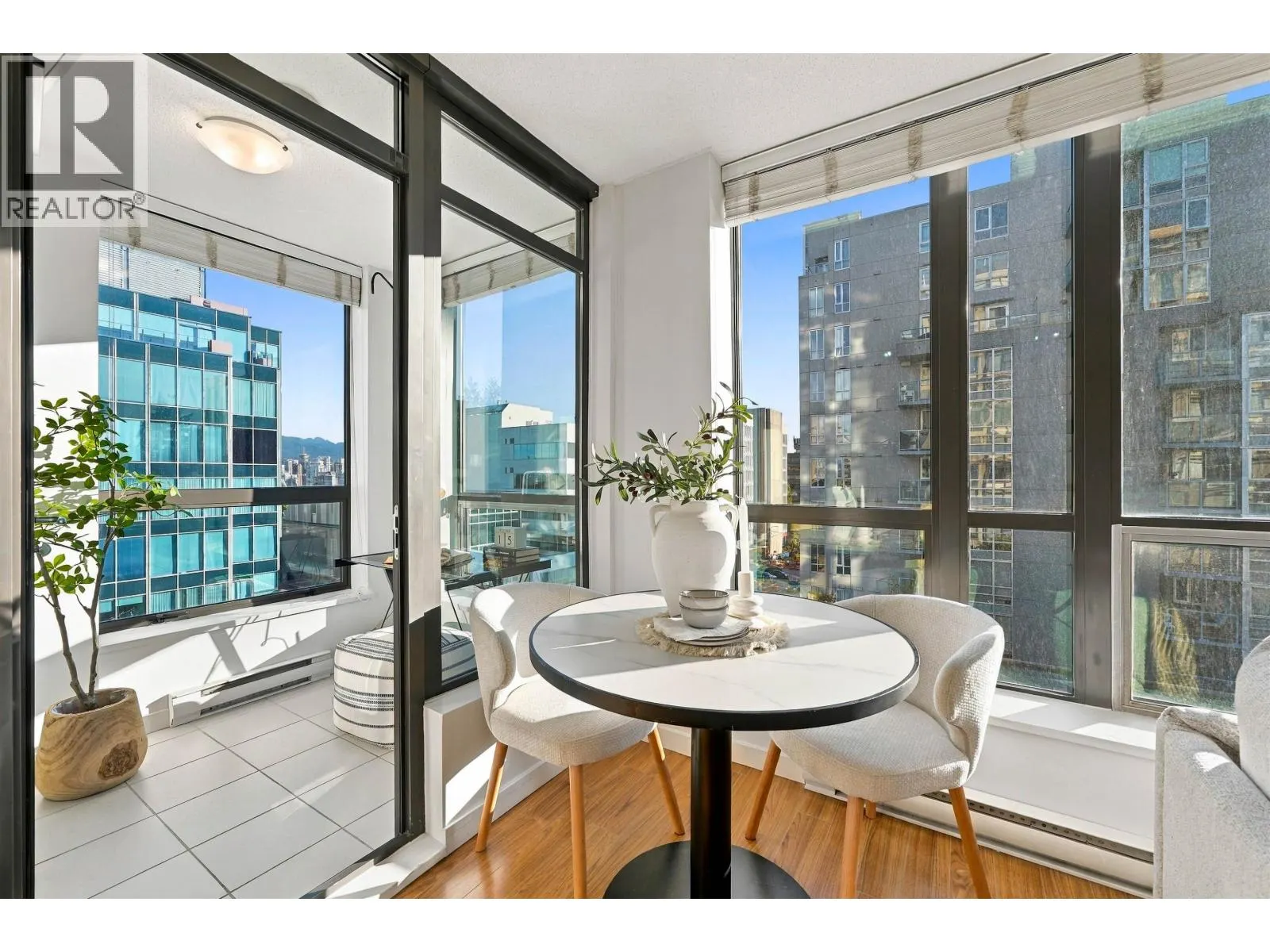 709 1068 W BROADWAY