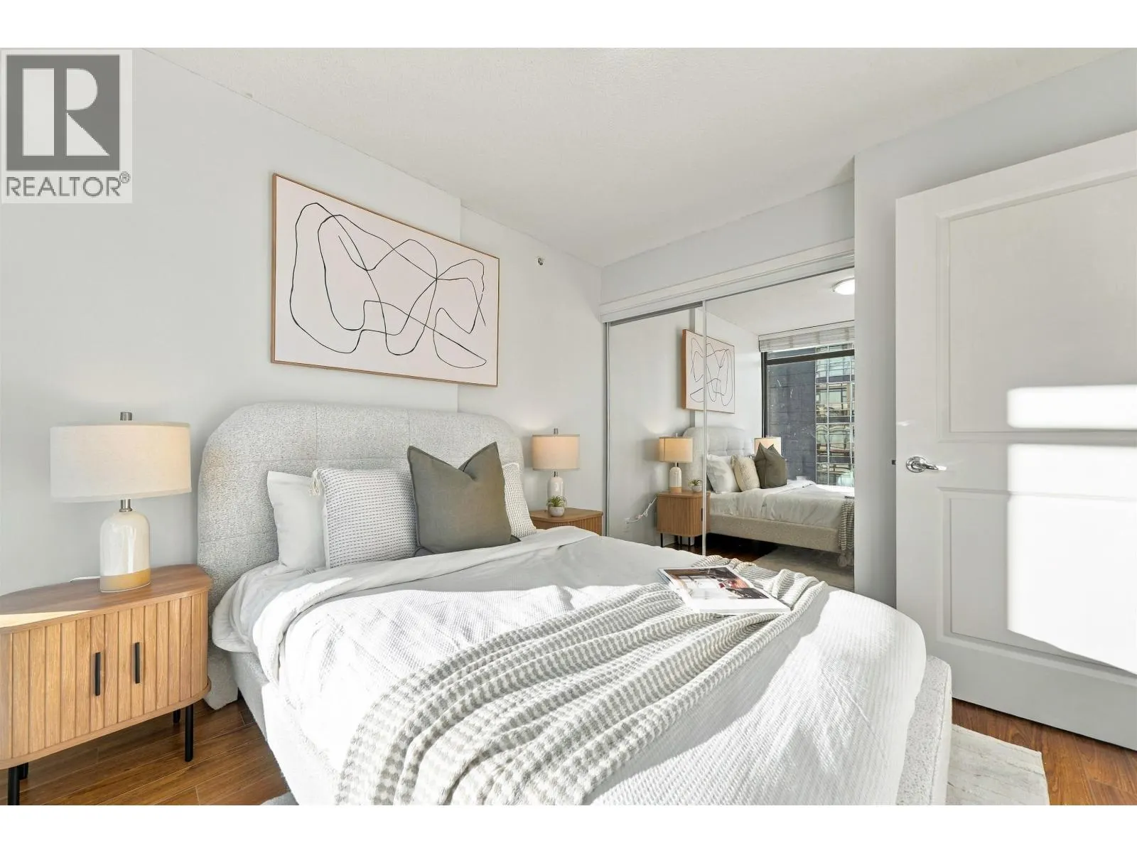 709 1068 W BROADWAY